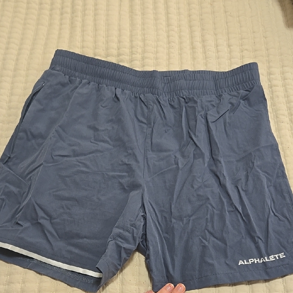 Alphalete Men's Blue Shorts